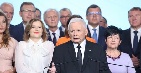 Miliony na koncie PiS. Nie nadążają z księgowaniem