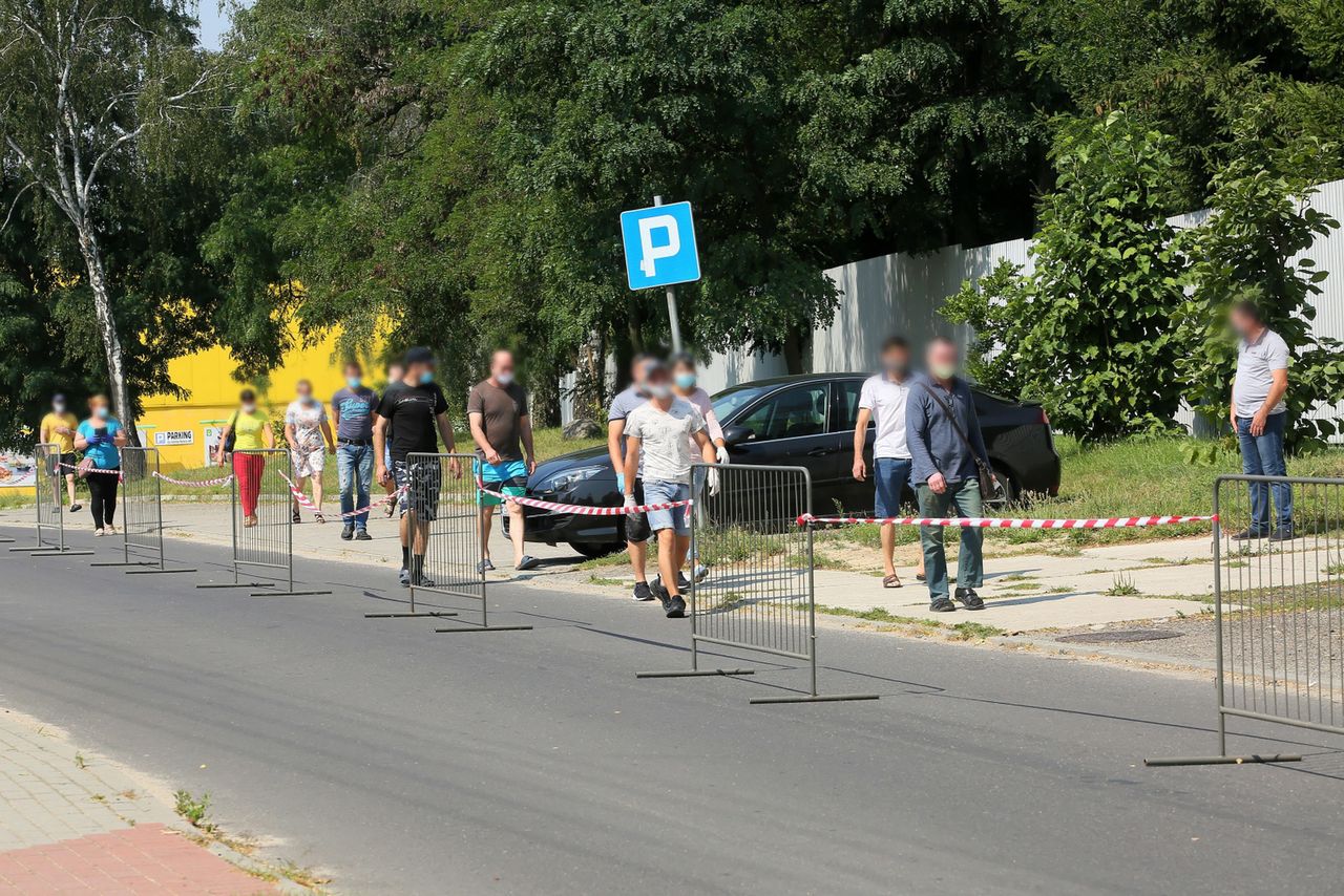 Żółta strefa. Jakie zasady obowiązują w związku z pandemią koronawirusa?