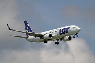 LOT wśród linii, które zawieszają loty do Izraela po ataku na lotnisko Ben Guriona