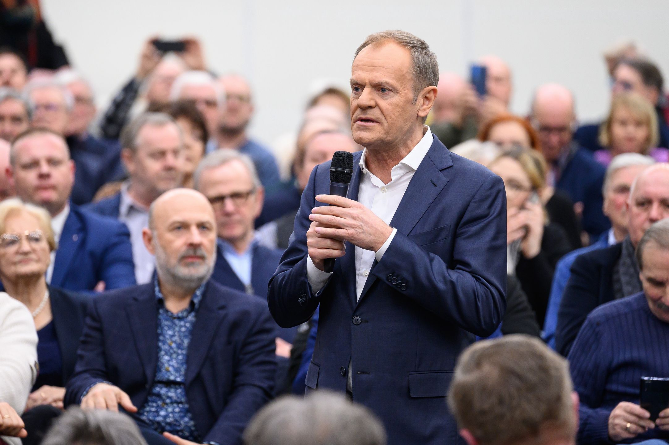 Donald Tusk podczas spotkania z Polakami