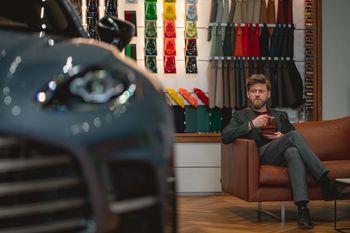 Przez dwie godziny byłem klientem Astona Martina. Sprawdziłem, jak wygląda spełnianie marzeń