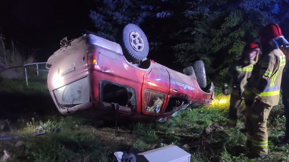 Tragiczny wypadek niedaleko Lęborka. Nie żyje kierowca.