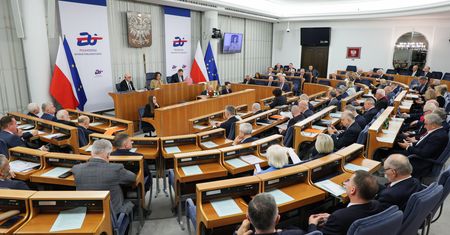 Senat zdecydował ws. ustawy o podatku od towarów i usług. Teraz ruch prezydenta