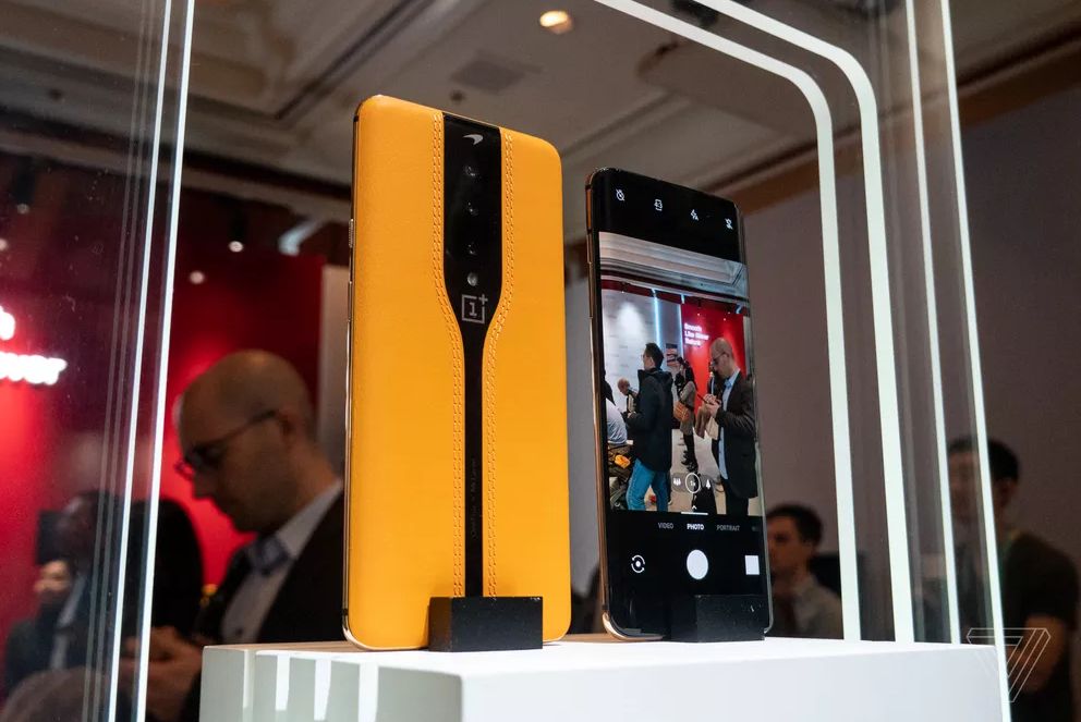 OnePlus Concept One ze znikającym aparatem ma w rękawie asa, którego się spodziewałem 5