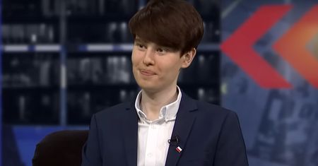 Oskar Szafarowicz jest wiernym zwolennikiem PiS. Pojawi się w telewizji