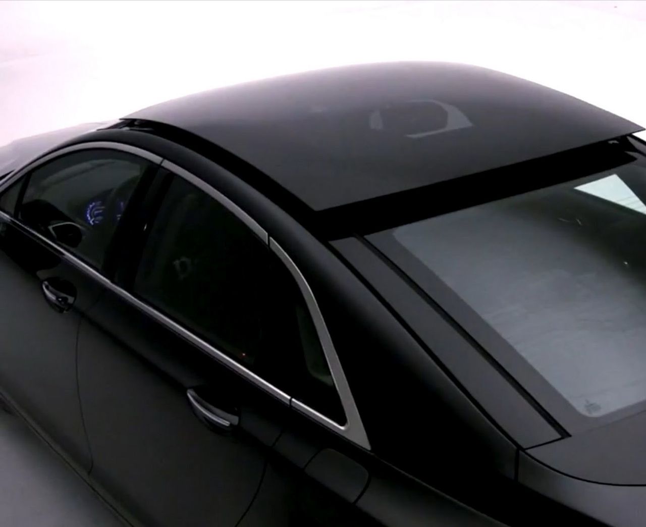 Lincoln MKZ - dach panoramiczny