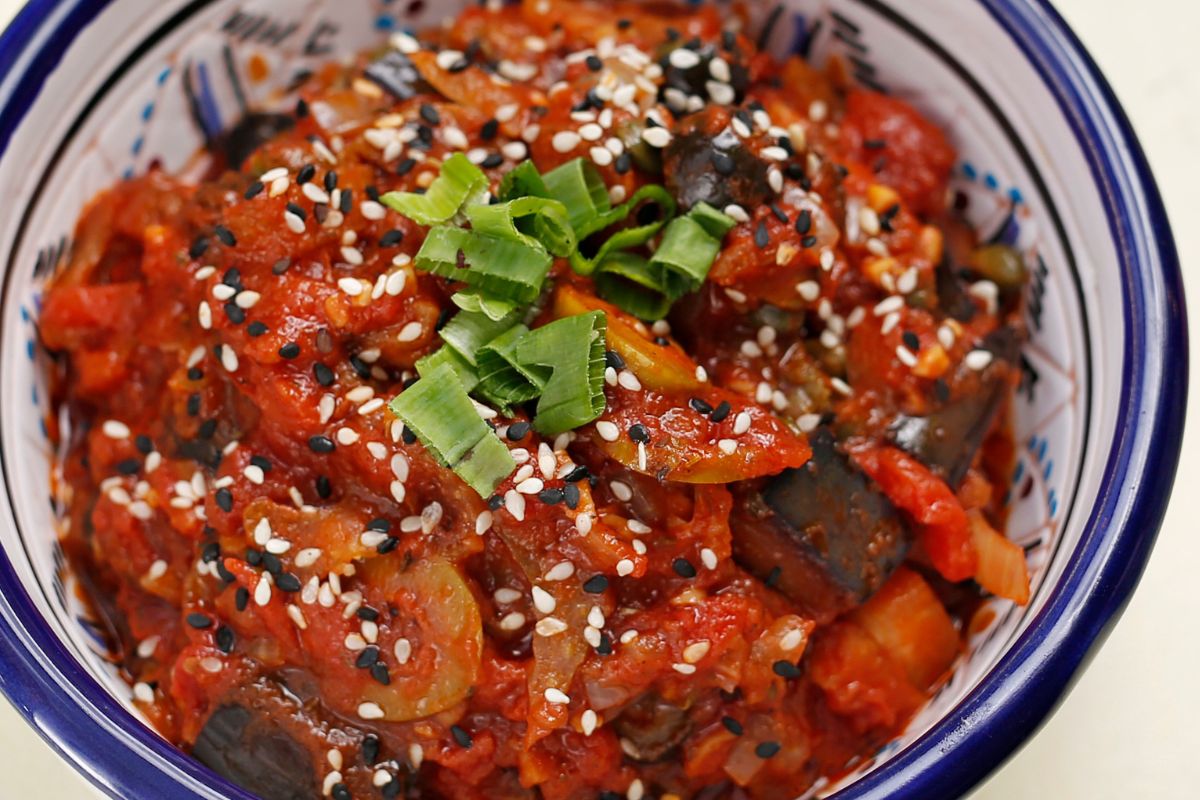 Boczniaki z pomidorami sycą i są smaczne