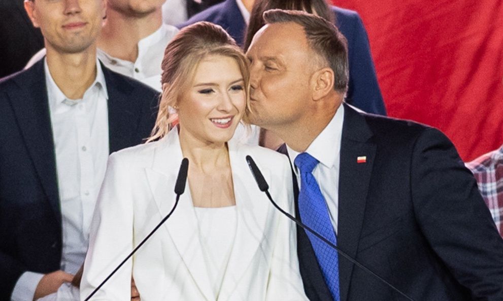 Kinga Duda przemówiła na wieczorze wyborczym. Kampania Przeciw Homofobii reaguje