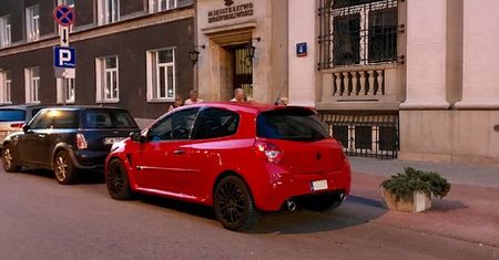 Koniec z "modnymi" tablicami. Samochód może nie zaliczyć badania technicznego