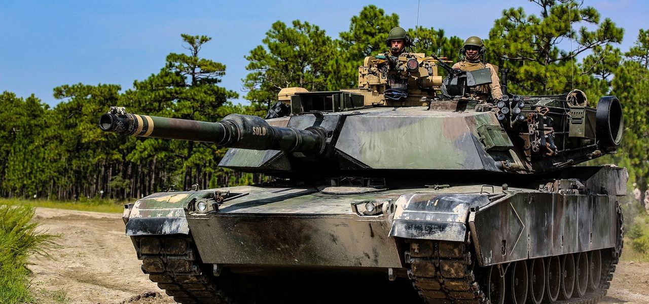 Czołg M1A1 Abrams - zdjęcie ilustracyjne