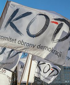 Manifestacja KOD w Warszawie