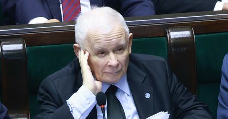 Rozłam w PiS wchodzi w decydującą fazę. Trwa kluczowe posiedzenie