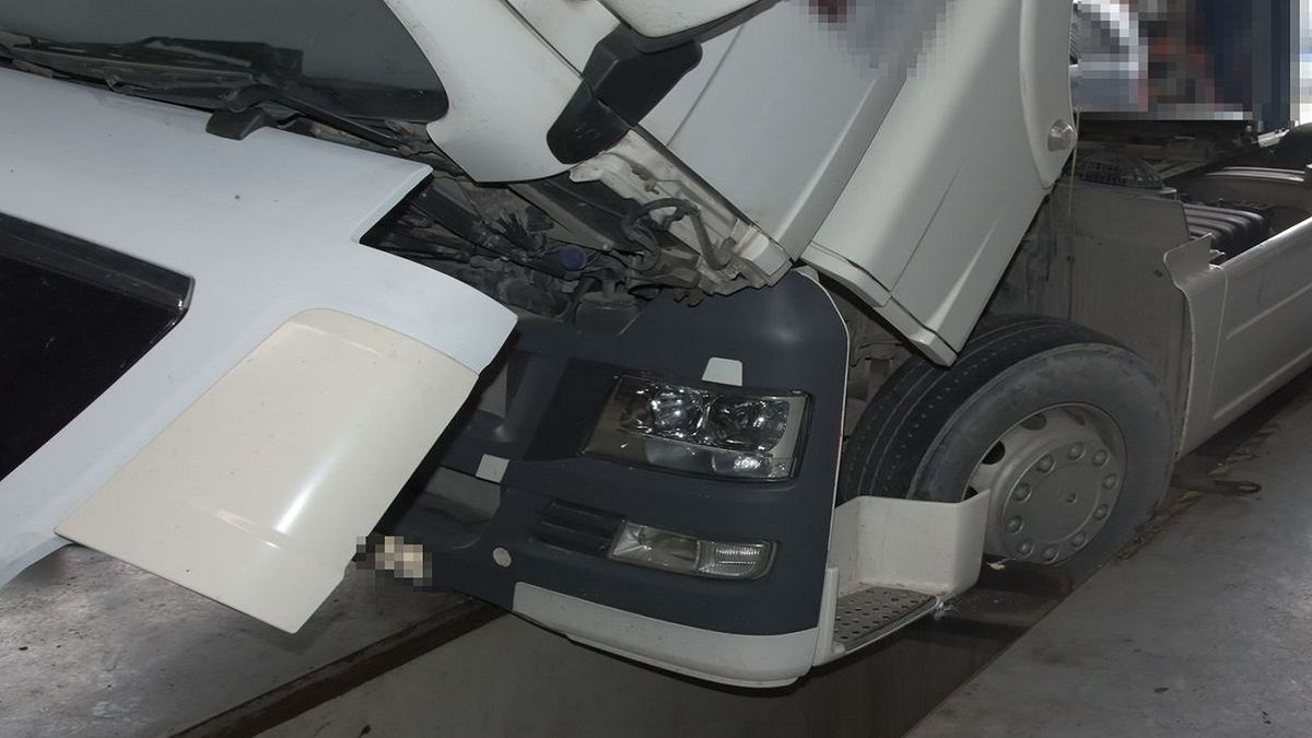 Tragedia w warsztacie. Ciężarówka przygniotła mechanika