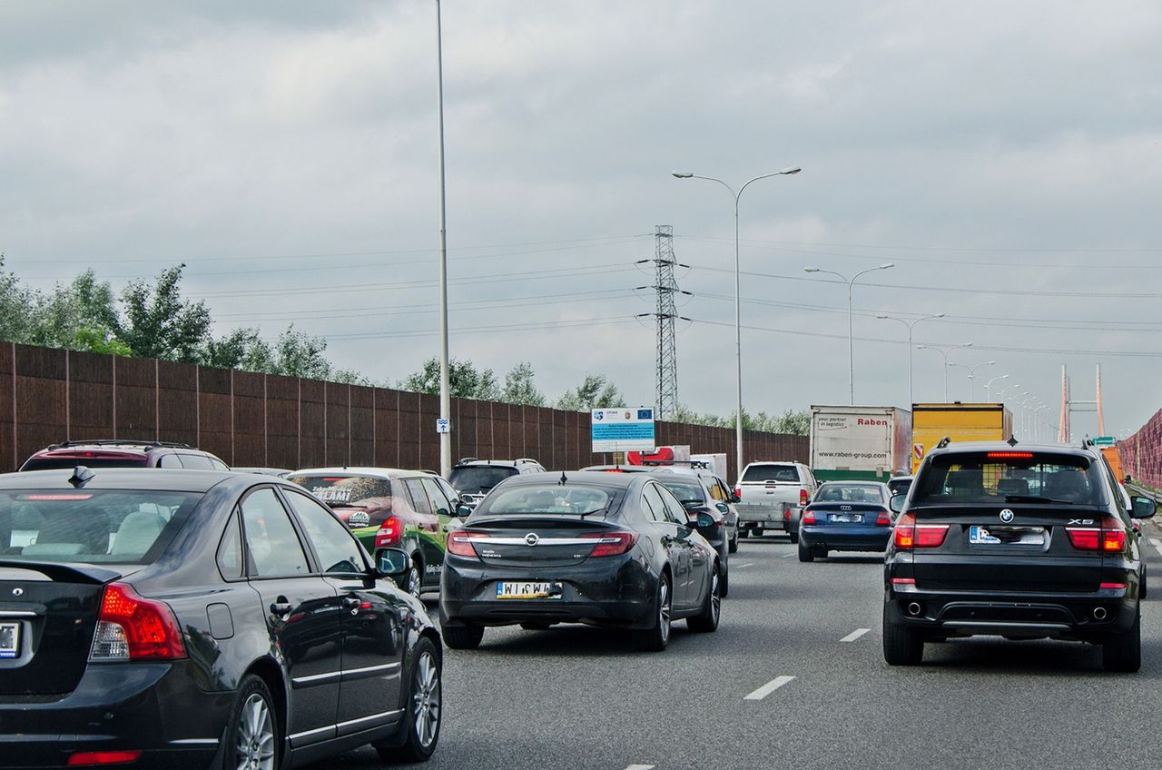 Martwy przepis. Zatrzymywali kierowców i puszczali bez kary