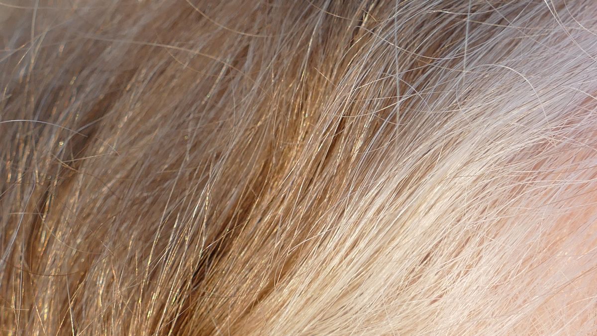 Siwiejące włosy