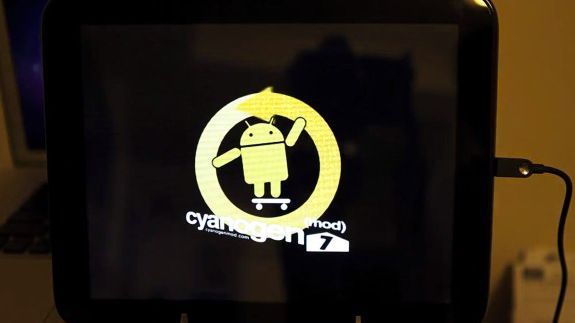 HP TouchPad odpala z Androidem i CyanogenMod [wideo] 1