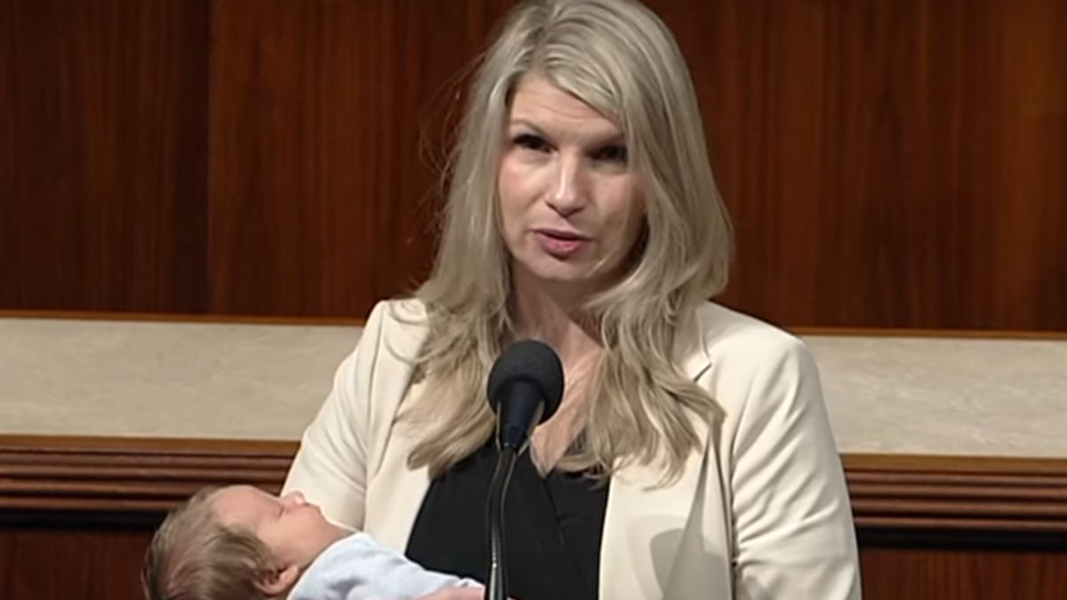 Brittany Pettersen z dzieckiem w Kongresie