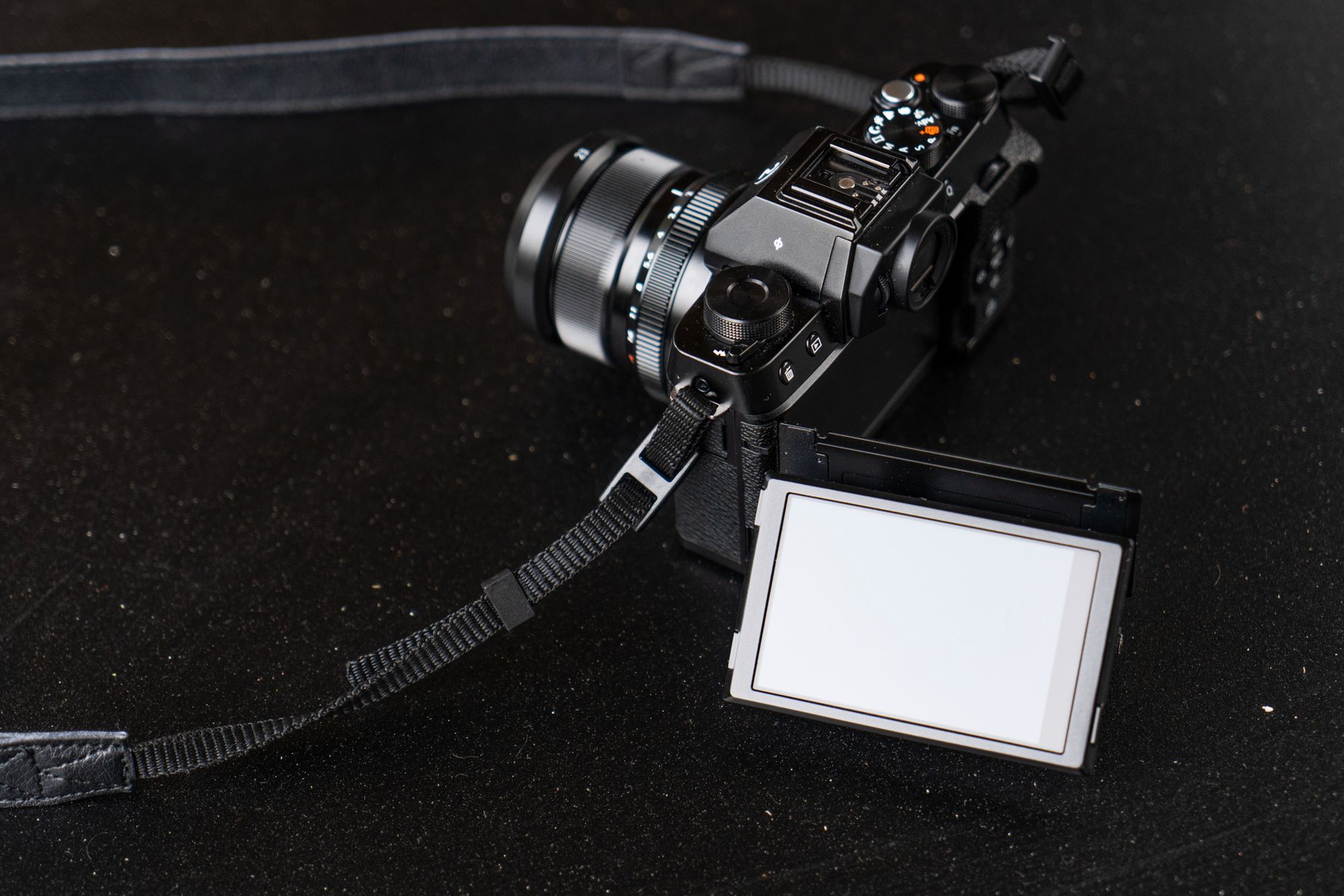 Fujifilm X-T100, czyli amatorski maluch nie tylko dla początkujących [recenzja] 10