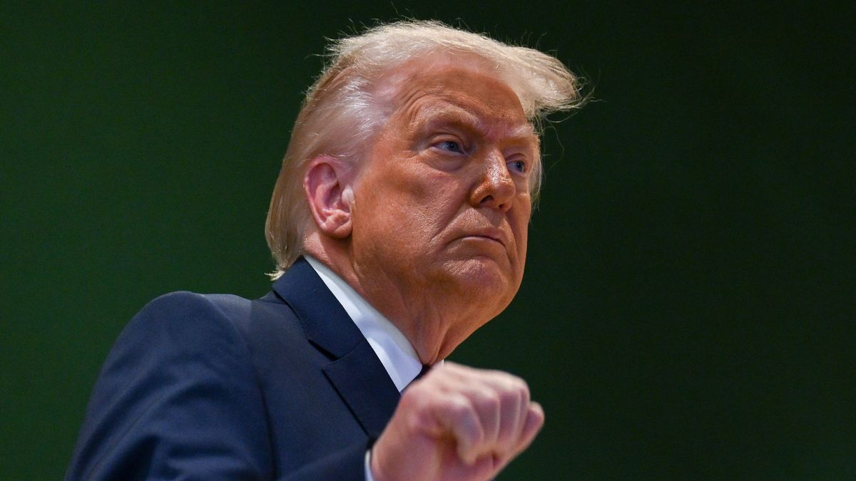 DAVOS, SWITZERLAND - JANUARY 22: US President Donald Trump attends the signing ceremony of the Peace Charter for Gaza as part of the 56th World Economic Forum in Davos, Switzerland on January 22, 2026. (Photo by Harun Ozalp/Anadolu via Getty Images)