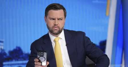 Dostał odmowę wjazdu. Powodem mem z Vancem?