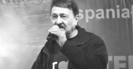 Maciej Kossowski zmarł 30 października. Wiadomo, co z ciałem