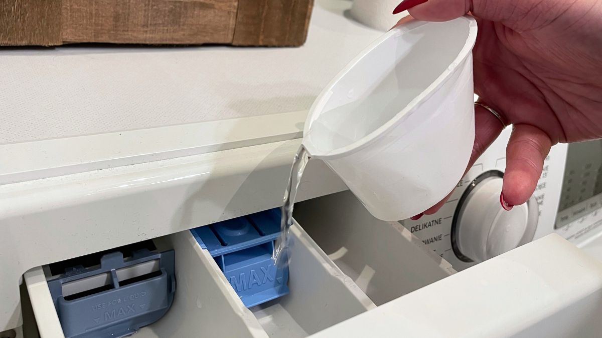 Jak czyścić pralkę?