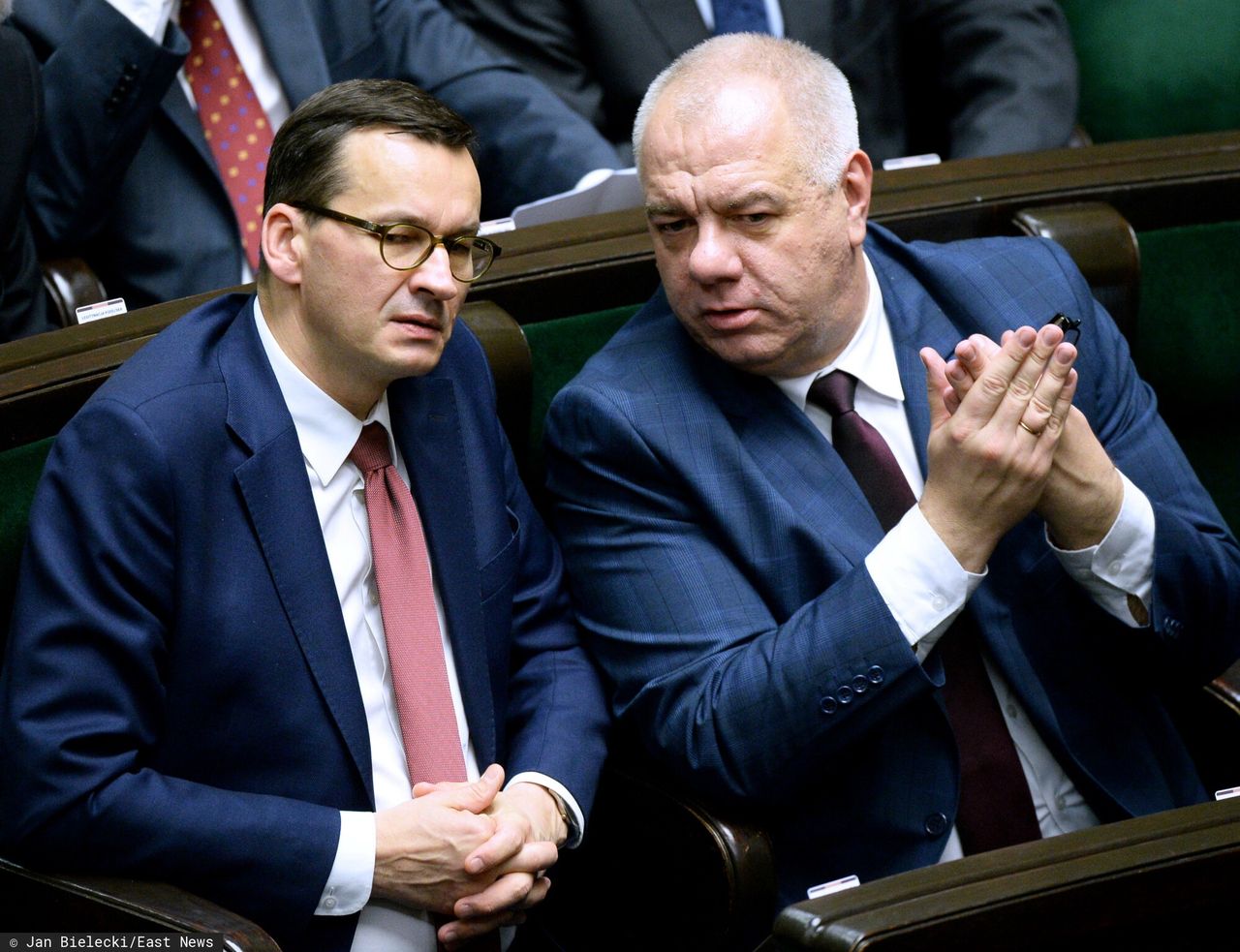 Jacek Sasin potwierdza: będzie nowy podatek. Orlen na celowniku