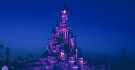 Myszka Mickey i Mała Syrenka czekają na Twoją pomoc w grze Disney Dreamlight Valley