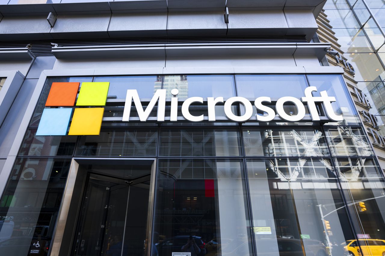 Global disruption: Microsoft exchange and teams hit by outage