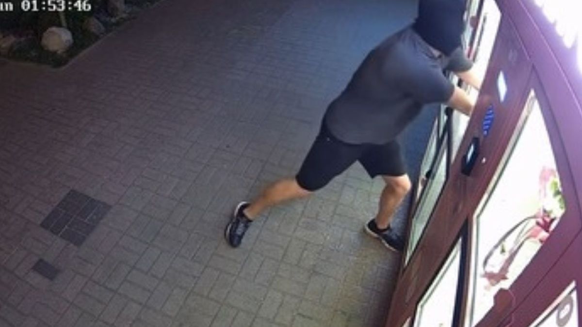 Mężczyzna ukradł kwiaty z kwiatomatu w Poznaniu