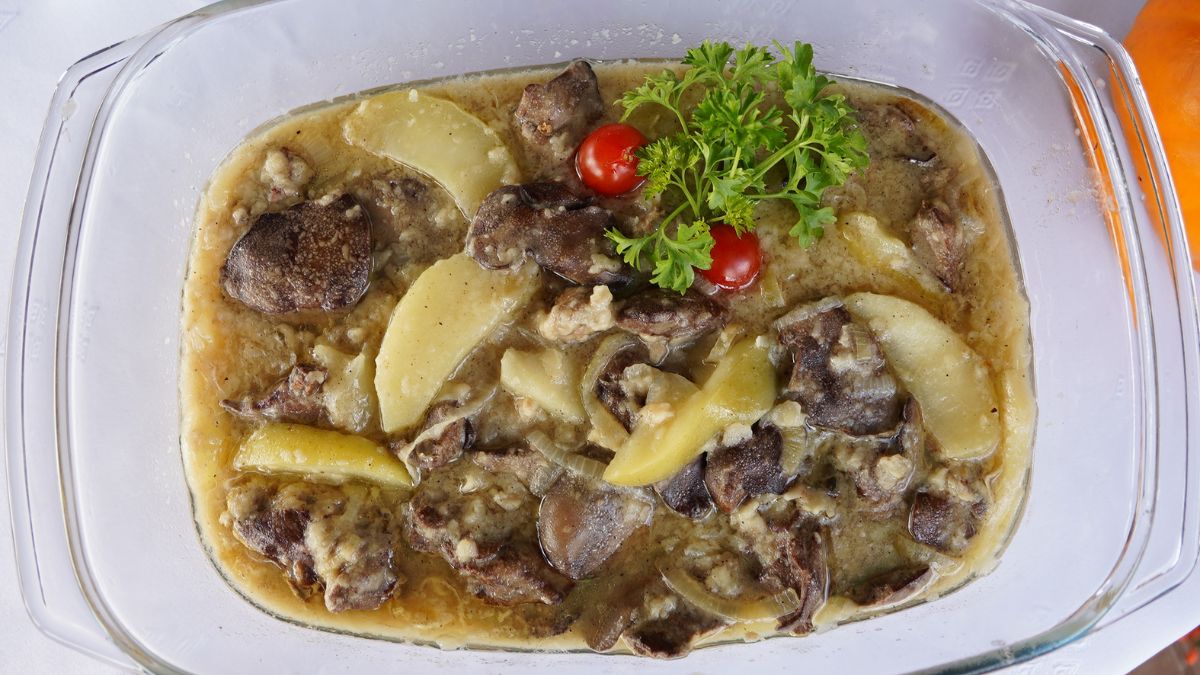 Wątróbka z jabłkami