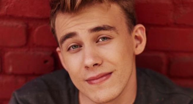 Blowek z najpopularniejszym polskim kanałem na YouTubie, wyprzedził Sylwestra Wardęgę