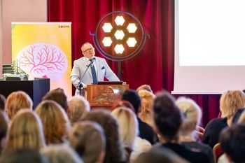 Bydgoszcz: Konferencja "Udar - Nowy Początek". Eksperci i pacjenci spotkali się na debacie