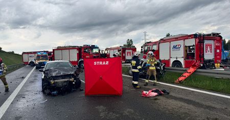 Karambol na S7. Życia kobiety nie udało się uratować