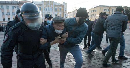 Rosja. Protesty w obronie Nawalnego. Zatrzymano ponad 300 osób