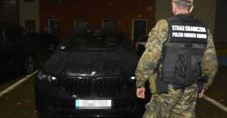 Straż Graniczna odzyskała dwa luksusowe auta. Były warte 1,5 mln zł