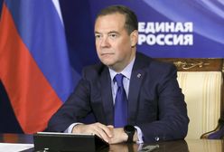 Miedwiediew straszy. "Jego słowa to część wojny informacyjnej"