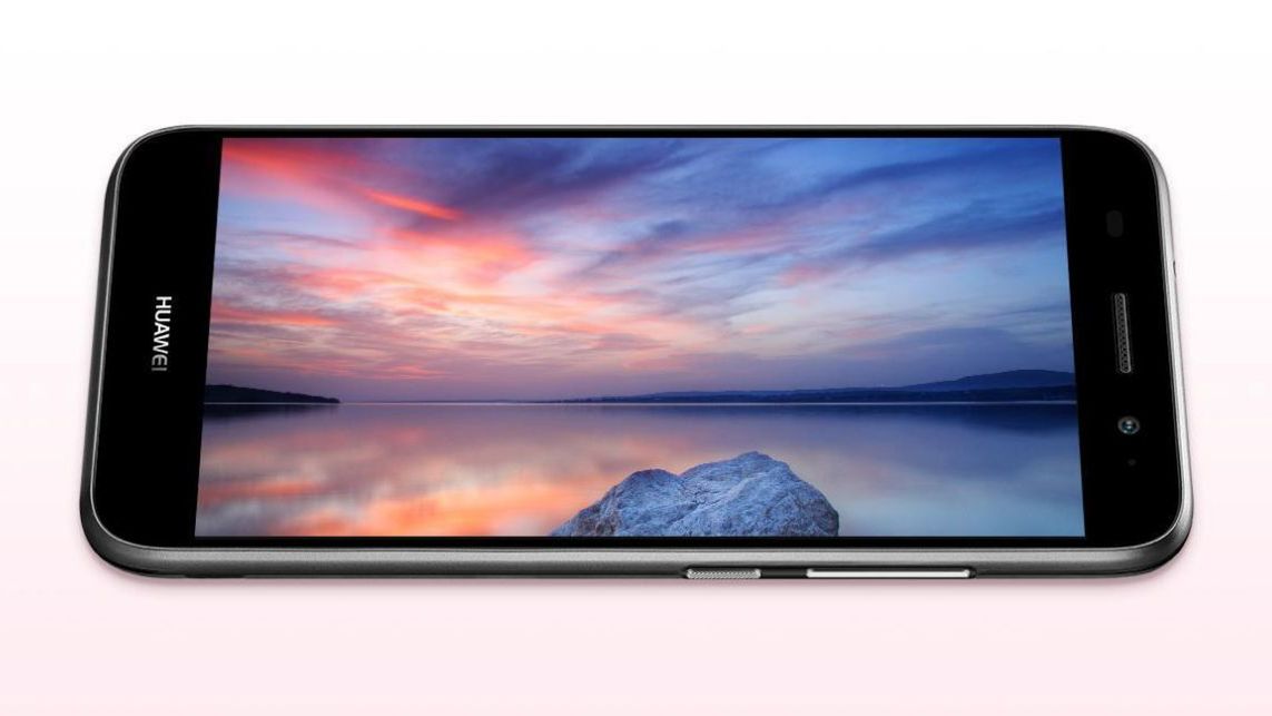 #wSkrócie: Huawei Y3 (2018) z Androidem Go, telefon Energizer z USB-A oraz Xiaomi Mi 7 i Galaxy S8 lite na zdjęciach 1