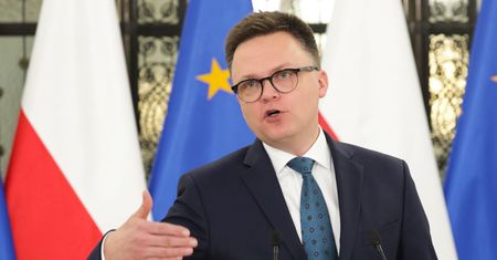 Najlepsze riposty Szymona Hołowni. Wystąpienia nowego marszałka Sejmu hitem sieci
