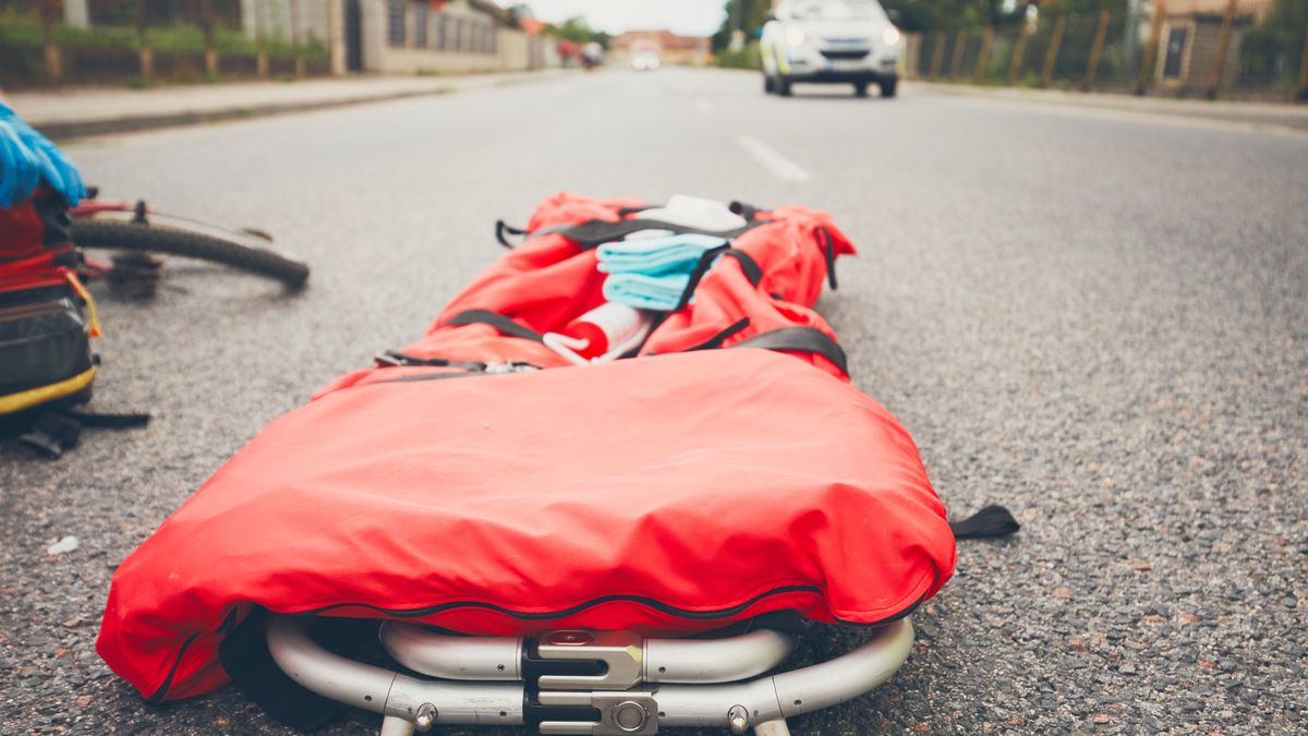 Wypadek nosze tragedia pogotowie ulica