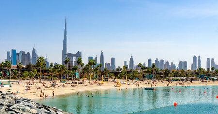 Czy podróż do Dubaju jest bezpieczna? "Wyjazdy odbywają się bez zakłóceń"