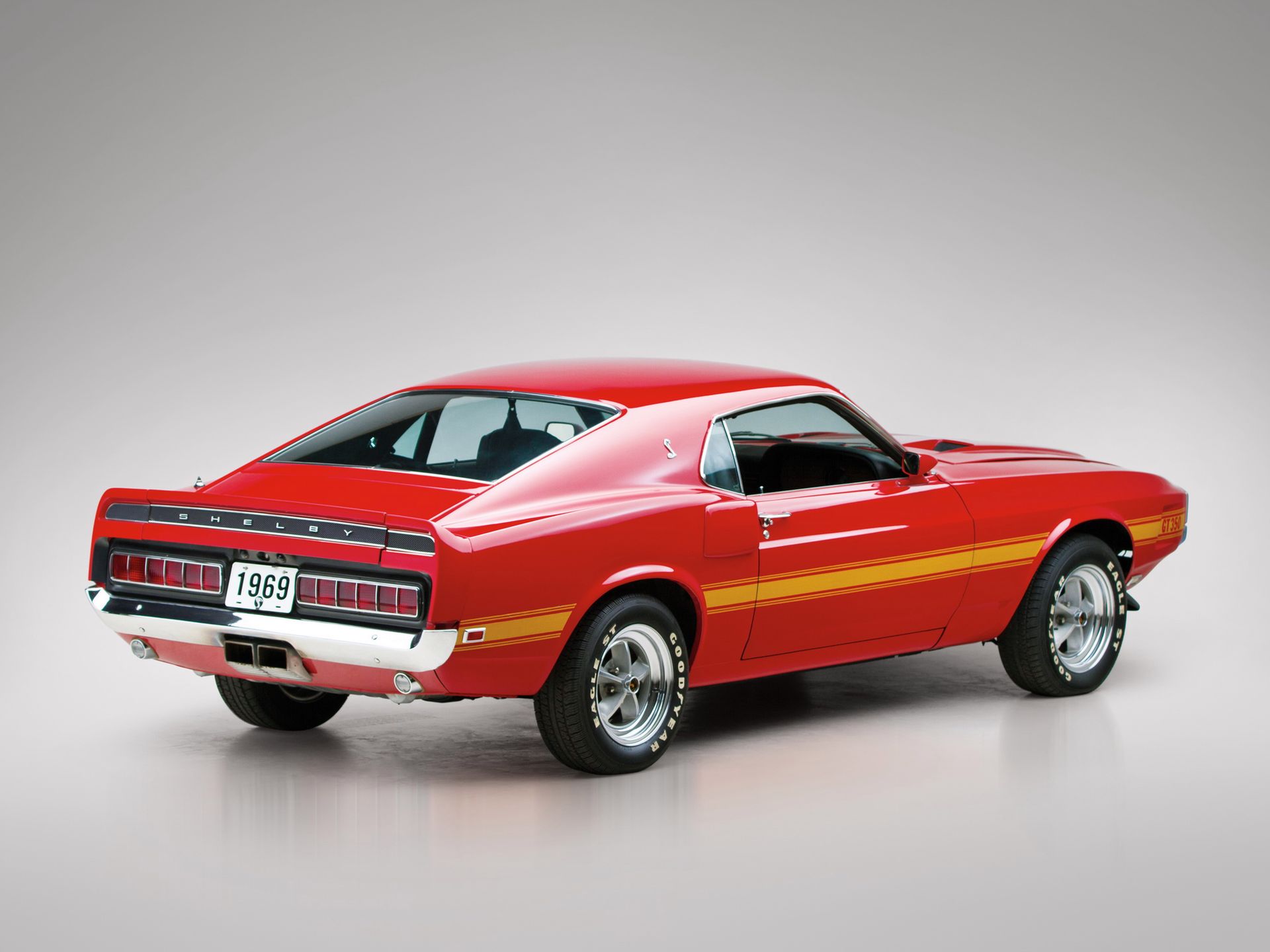 Ford Mustang I: ewolucja od malca po Bossa [galeria zdjęć] 84