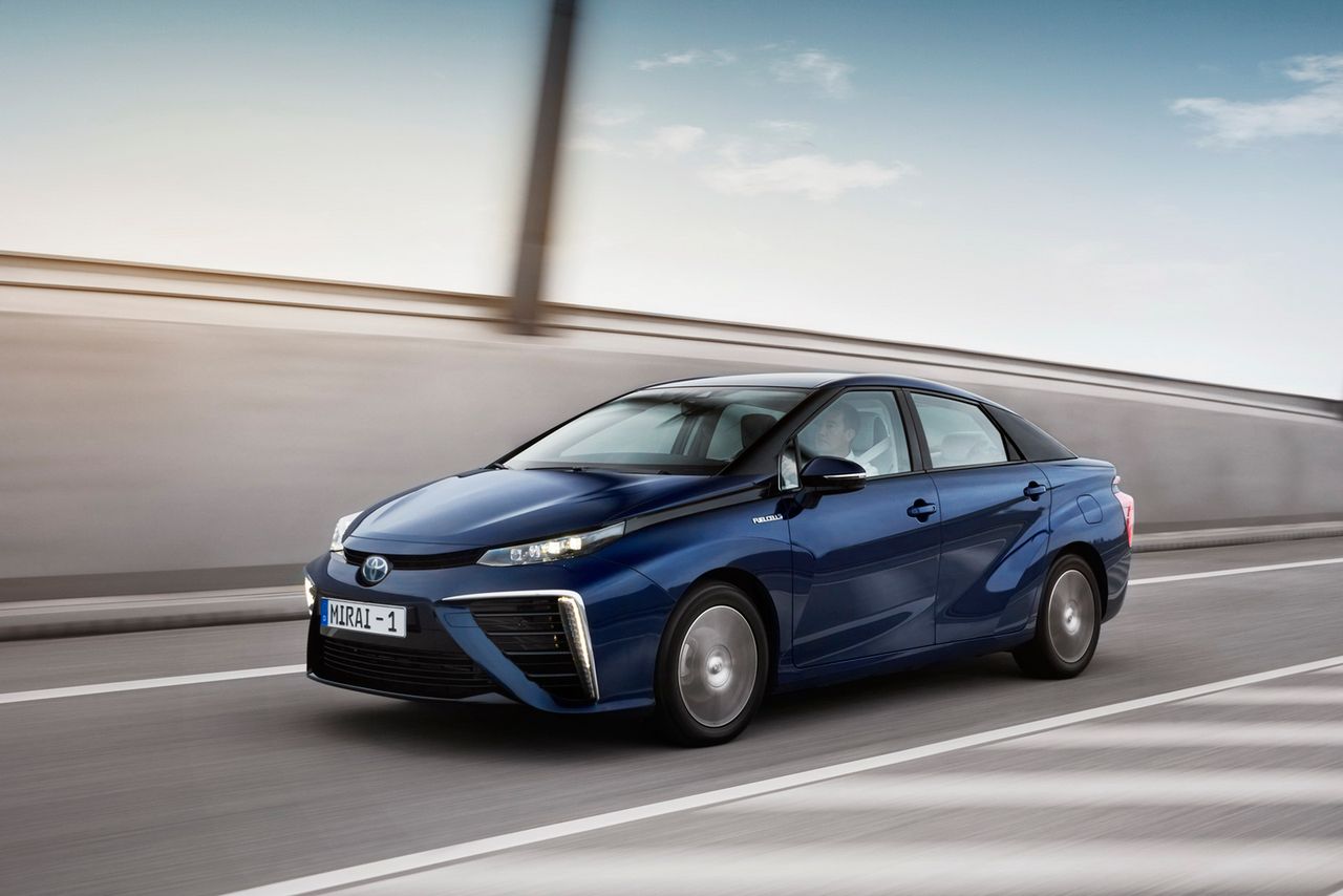 Ekologiczna Toyota Mirai na nowych zdjęciach