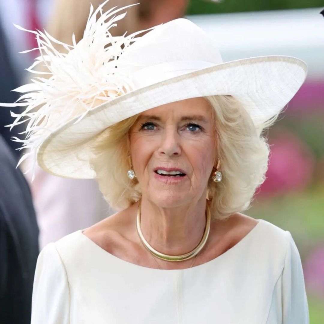 Królowa Camilla zmieszała Harry'ego z błotem?
