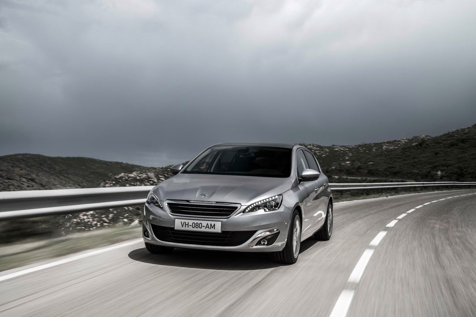 Nowy Peugeot 308 w obszernej galerii zdjęć 87