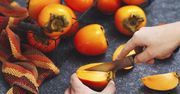 Kaki, czyli perła jesieni. Jak jeść ten egzotyczny owoc? Przepisy na smaczne dania