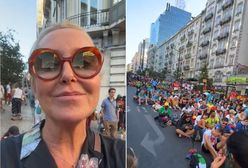 Leciała tanimi liniami. W samolocie spotkała Agatę Dudę