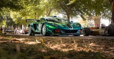 Jak wygrywa się w Goodwood - kulisy festiwalu okiem zespołu Arrinera Racing