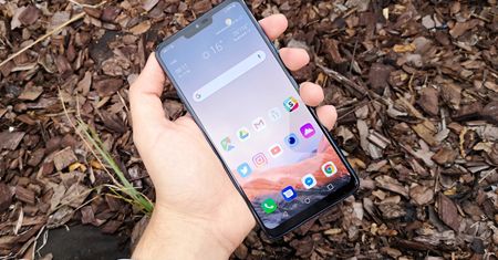 Smartfony LG w świetnych promocjach – karty podarunkowe i gadżety z Gwiezdnych Wojen