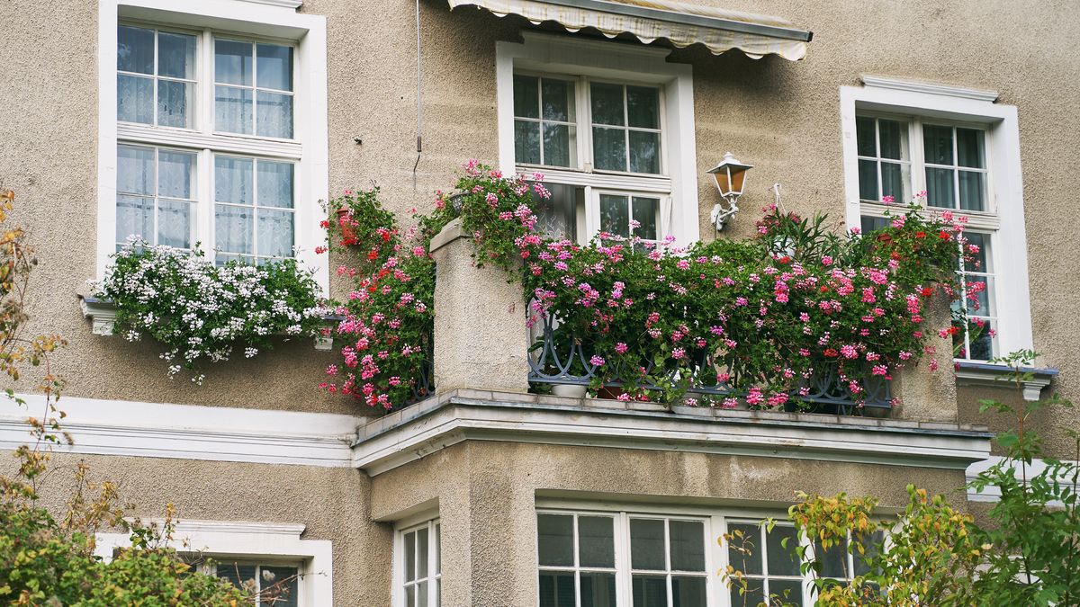 Tego nie wolno robić na balkonie. Może grozić mandat